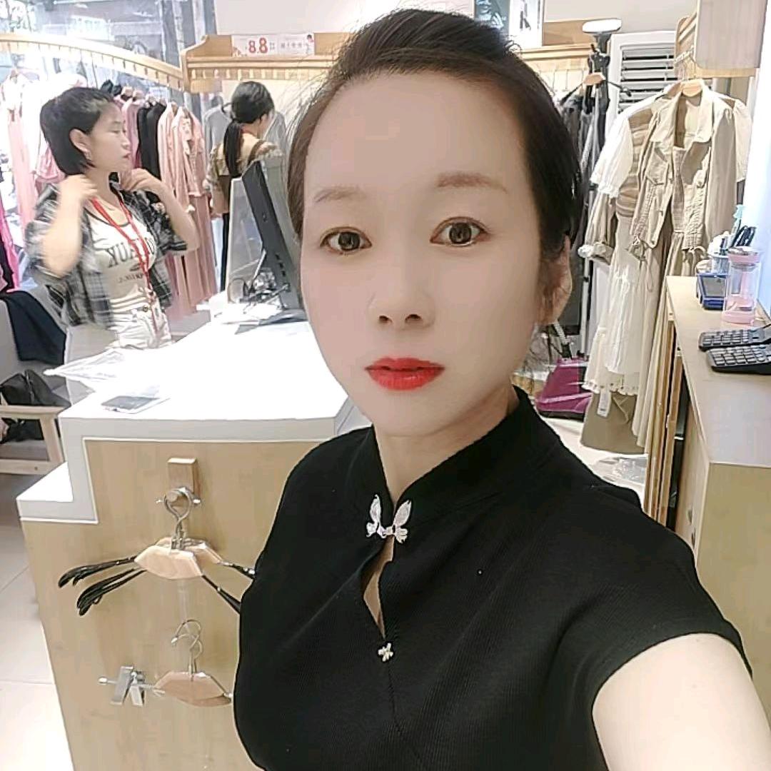 兰兰 小号（连赞拉黑）