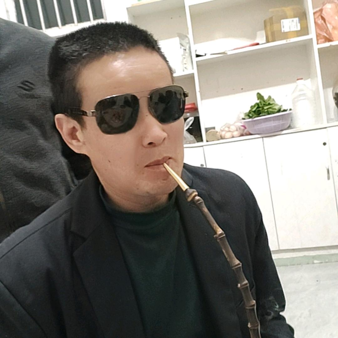 冯思是做预测。