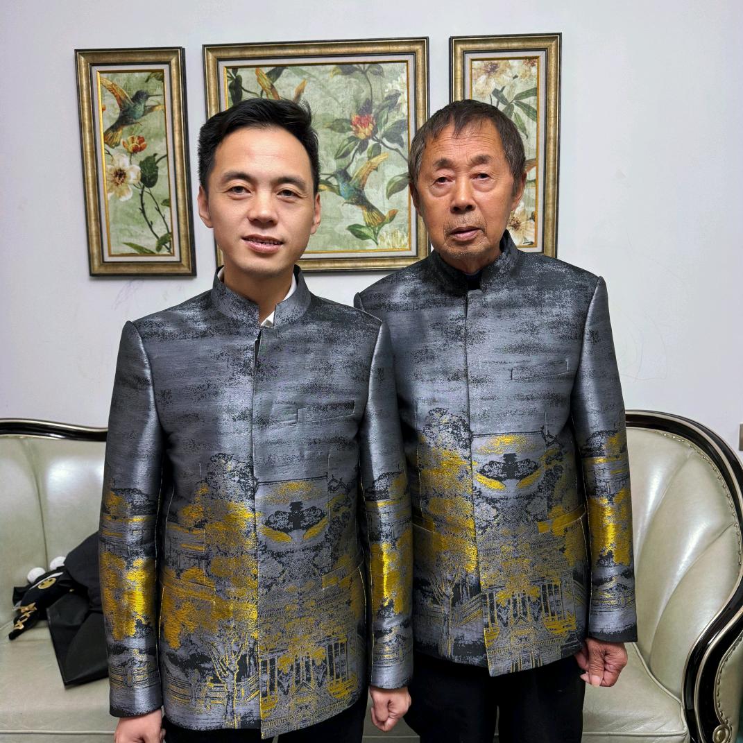 小赵和老赵的幸福生活