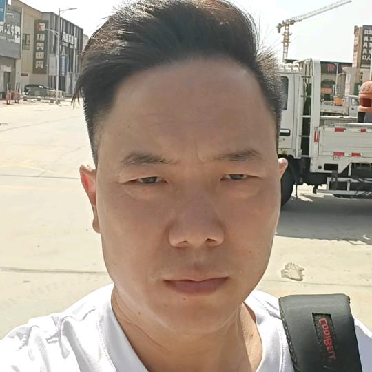 艾瑞科壁挂炉-新疆负责人罗清忠