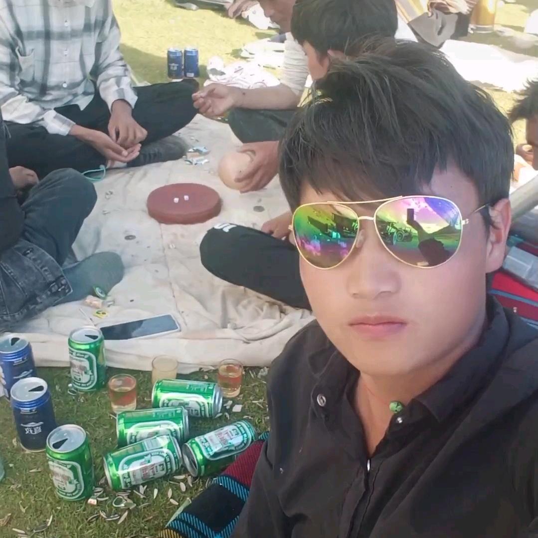 白朗🍃普琼