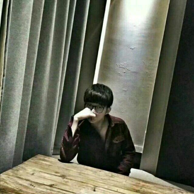 暖闫