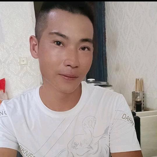 谁的口水在飞