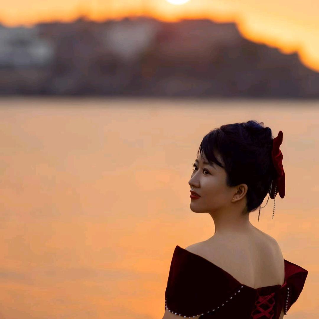 ♛Ꭽℯ⃝-默言(ᐢᴖ ·̫ ᴖᐢ)