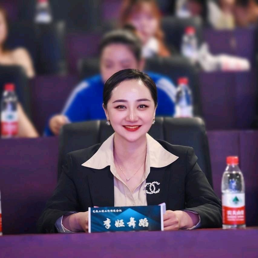 南阳市卧龙区李娅舞蹈培训有限公司