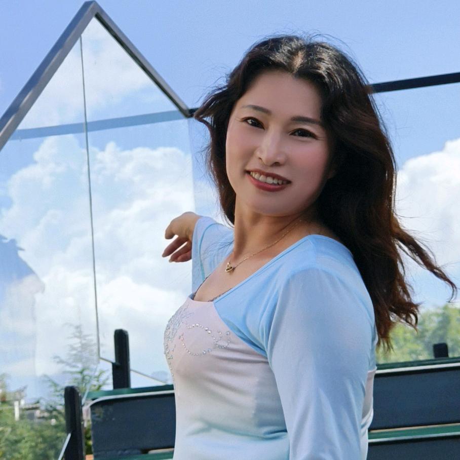 陆良七彩艺术之家