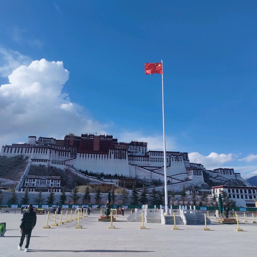 周东🇨🇳