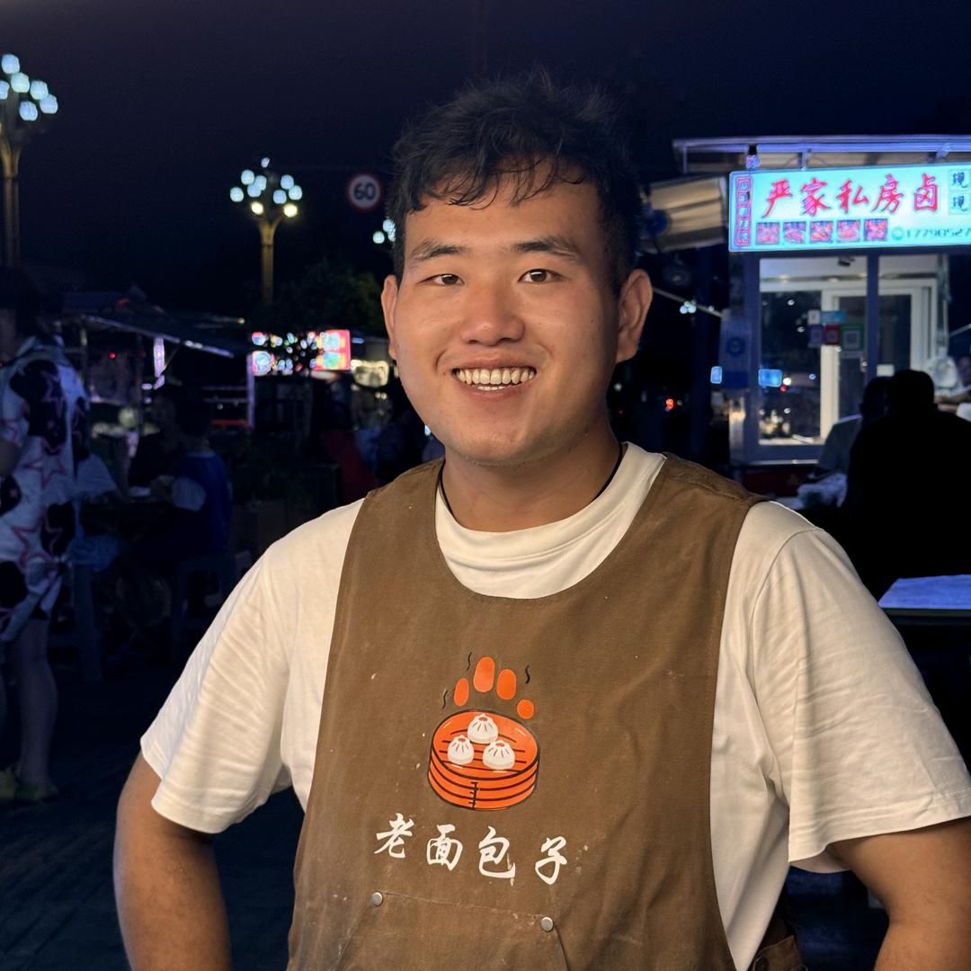 小刘在青莲有家包子铺