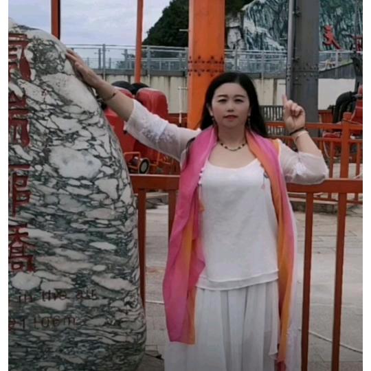 苦中作乐😭😭