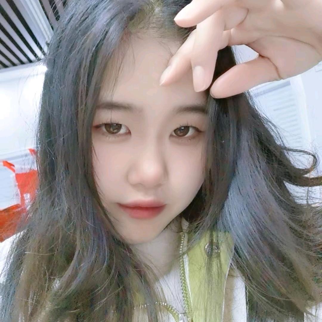 靓女