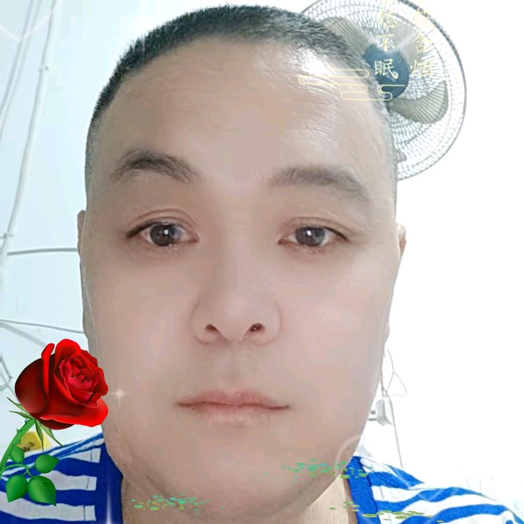 路边情人