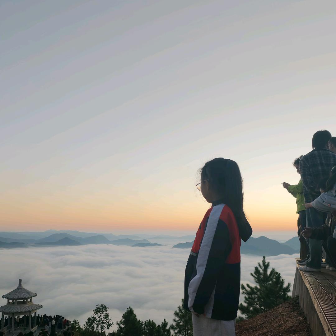 小华姐姐