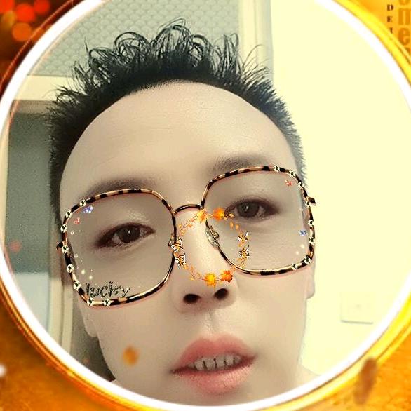 小刚  哥