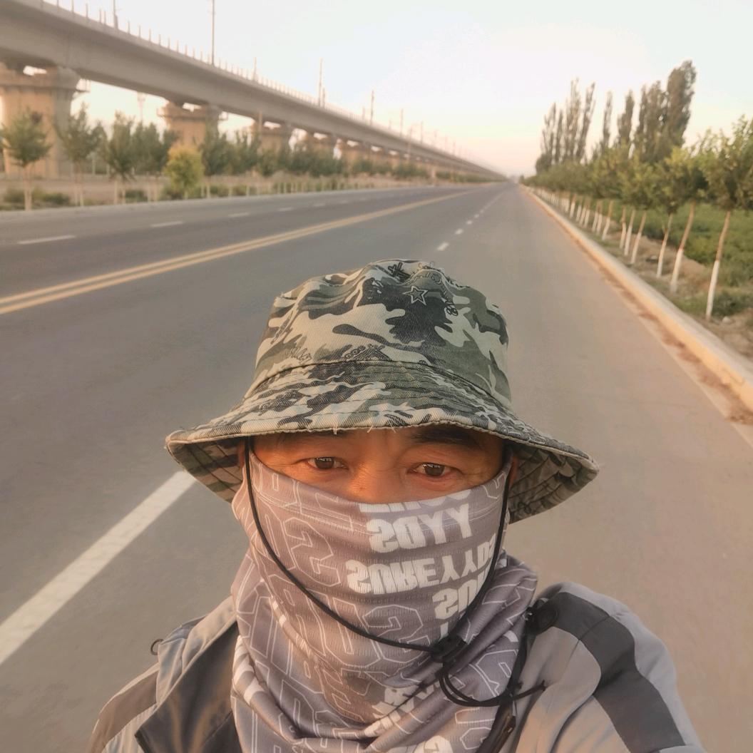 印象戈壁