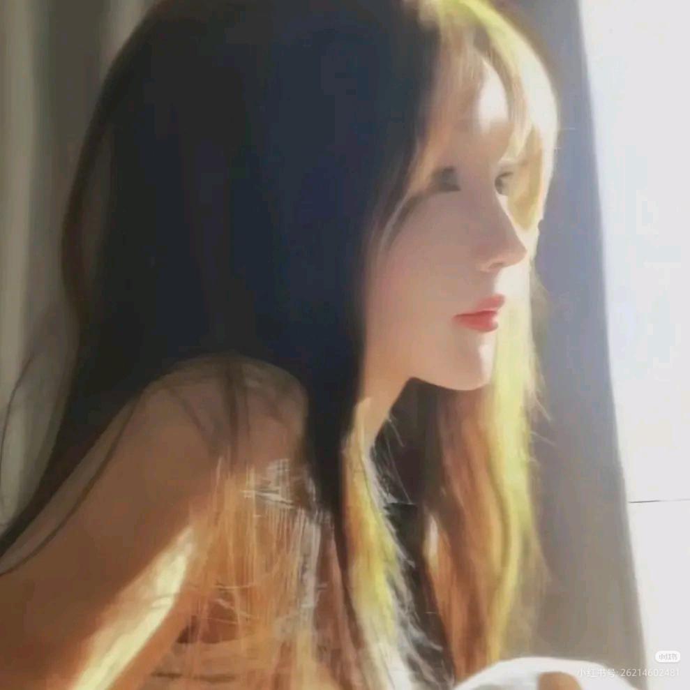 笨笨小猫＾💫⁹⁸²⁶