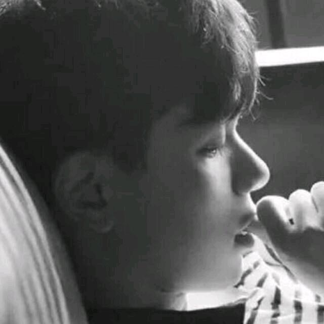 遥望天空那无限的夕阳