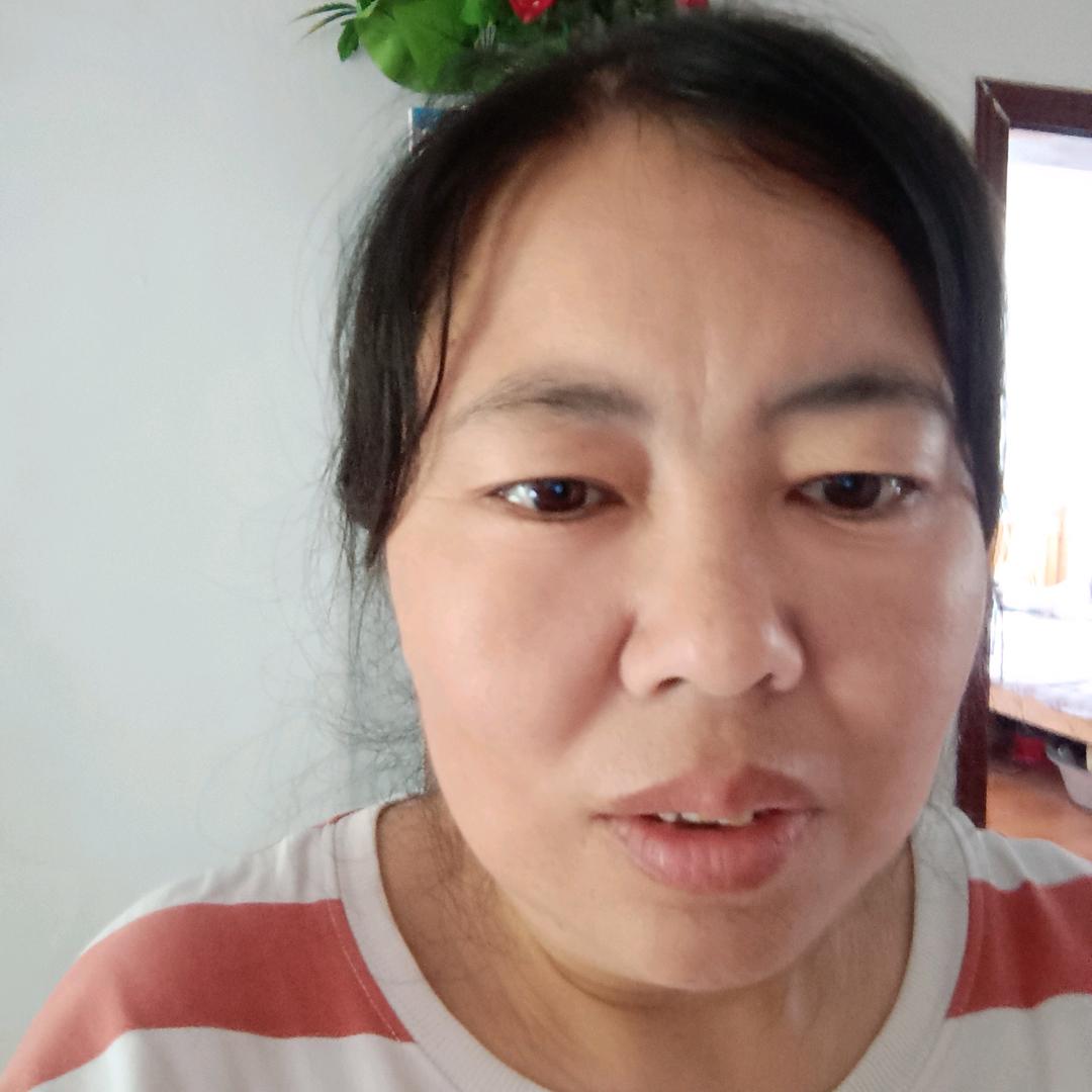 李霞