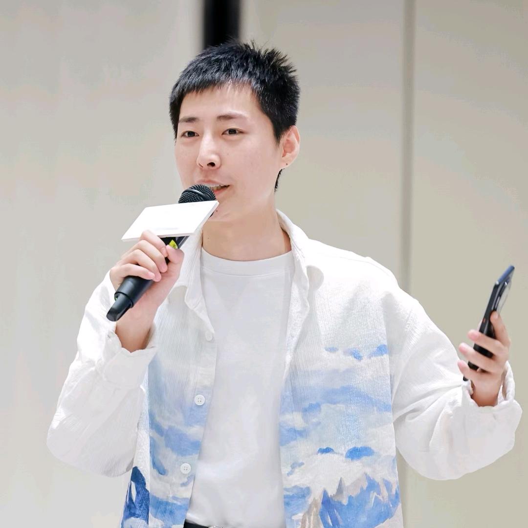 孔白衣面部审美