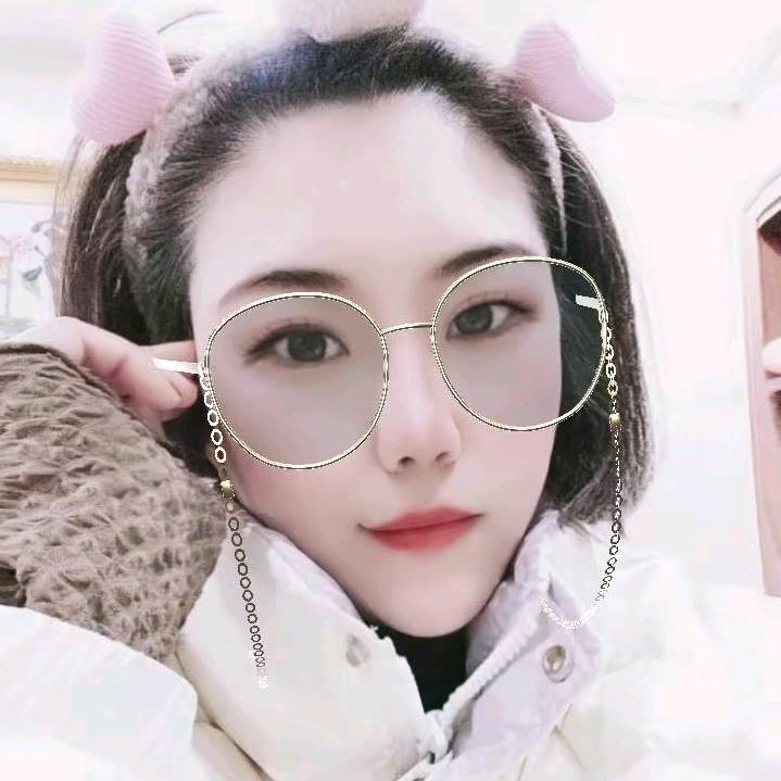 爱笑的菇凉🥰