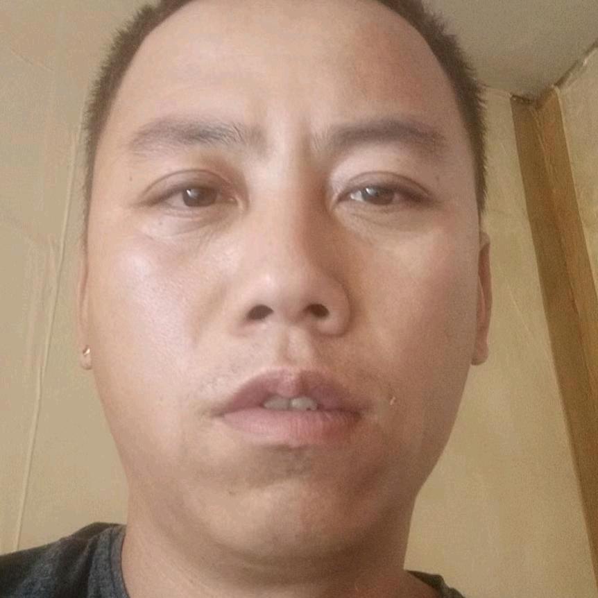 龙缘阁。广接善缘