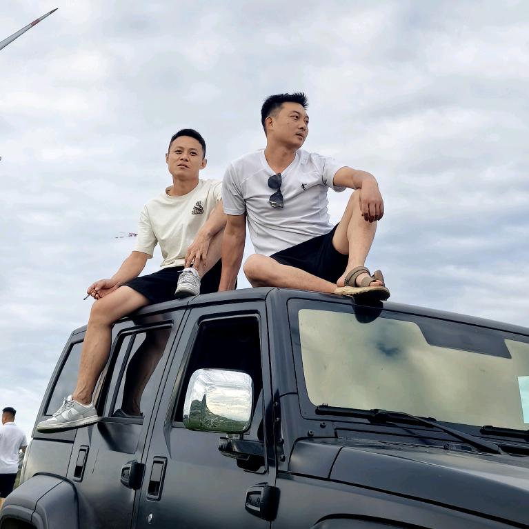 王