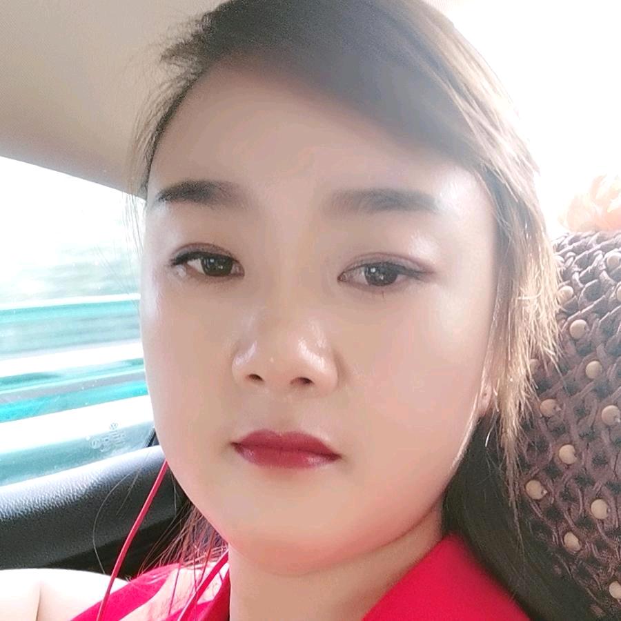 大山深处的小女孩