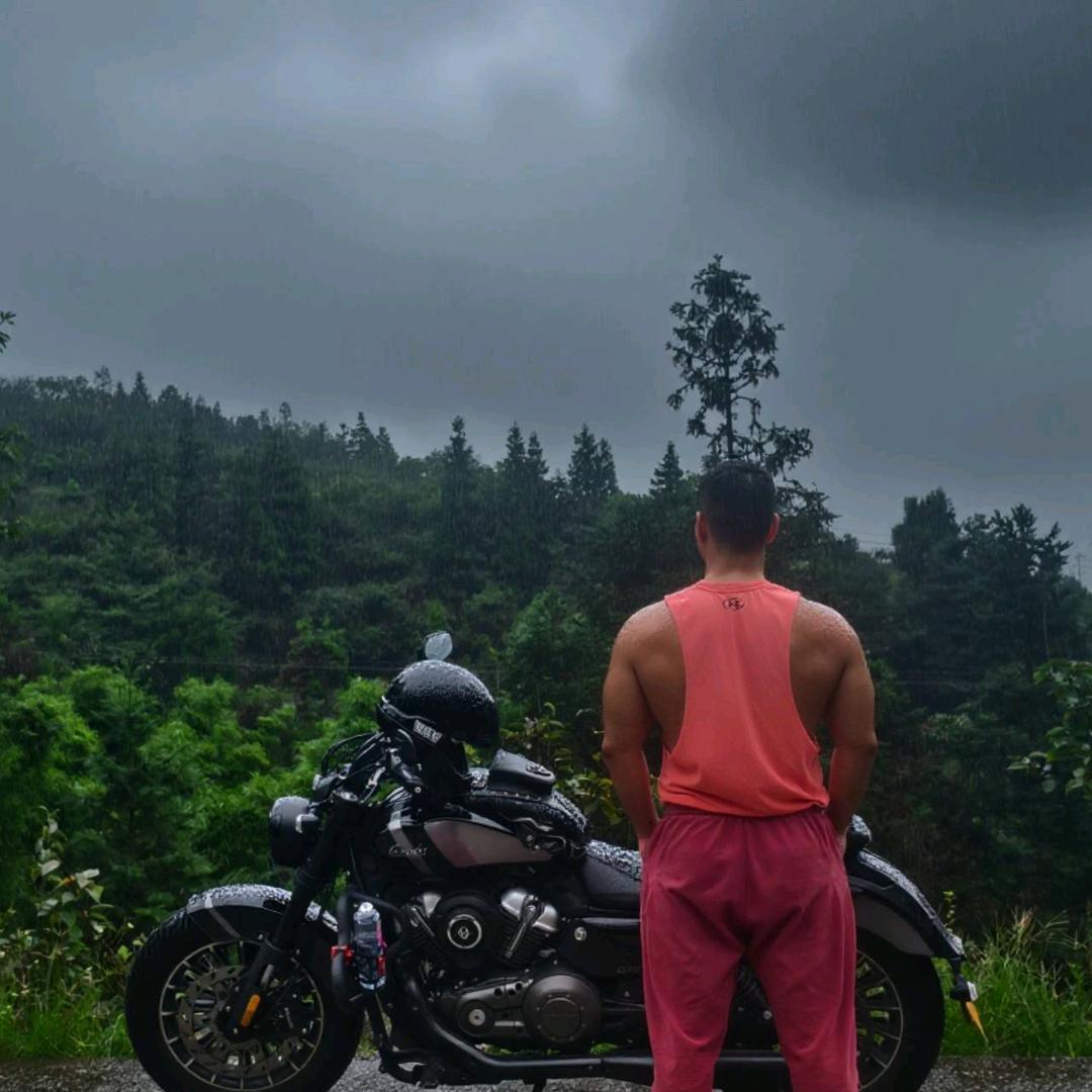 肌肉实验员#屁曾