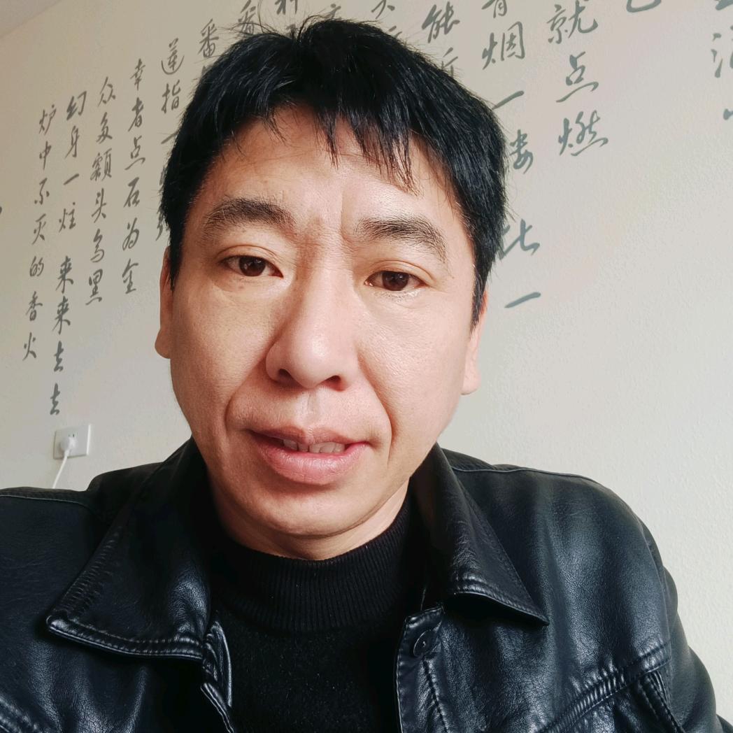 小卢