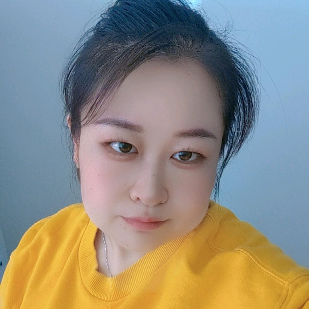 妍妍穿搭