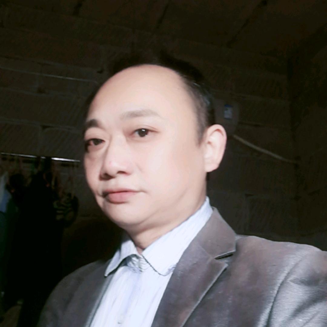 傅世雄