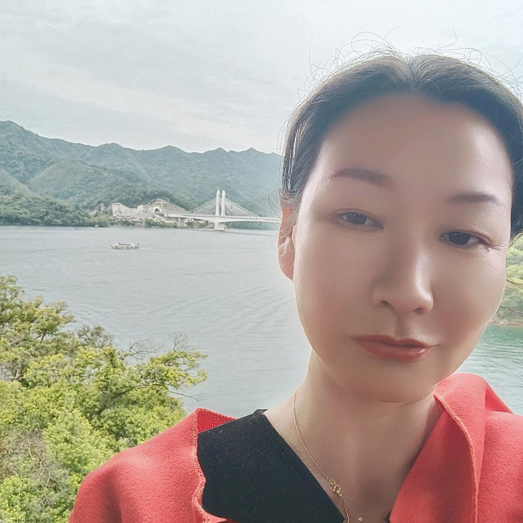 桃花潭，红姐