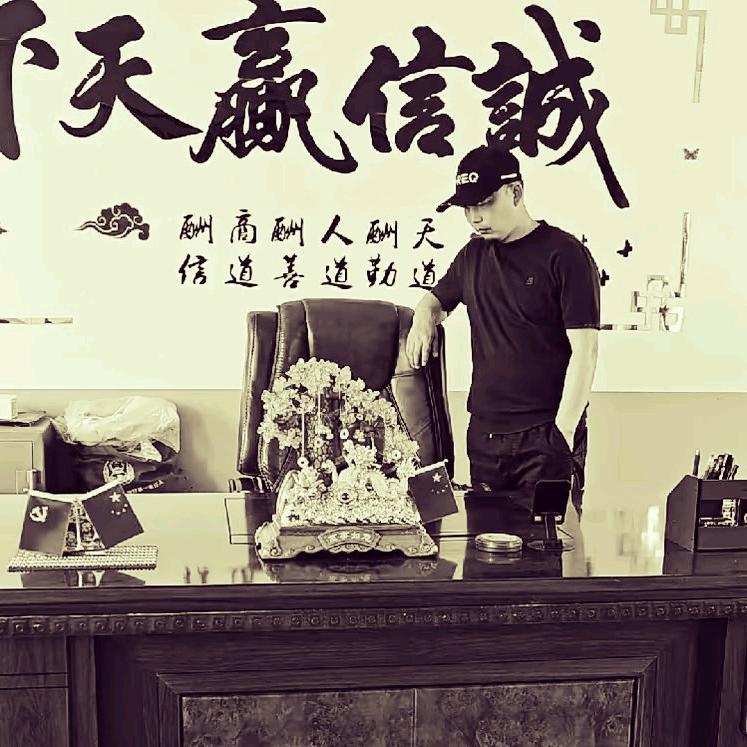 呼天隆【说车】