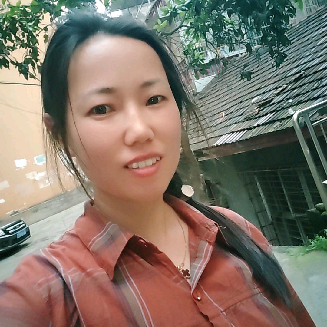 沅陵君临天下批发铝扣板