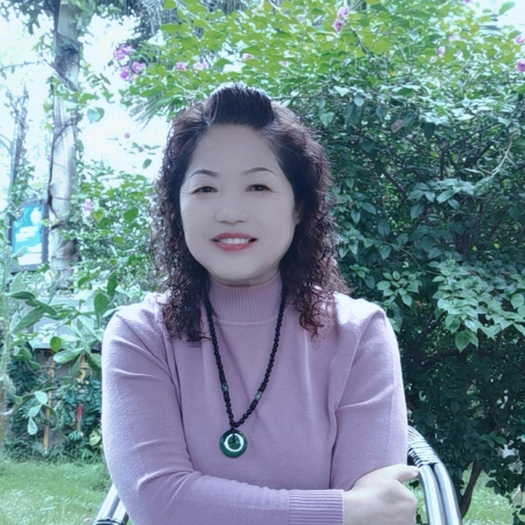 莲莲
