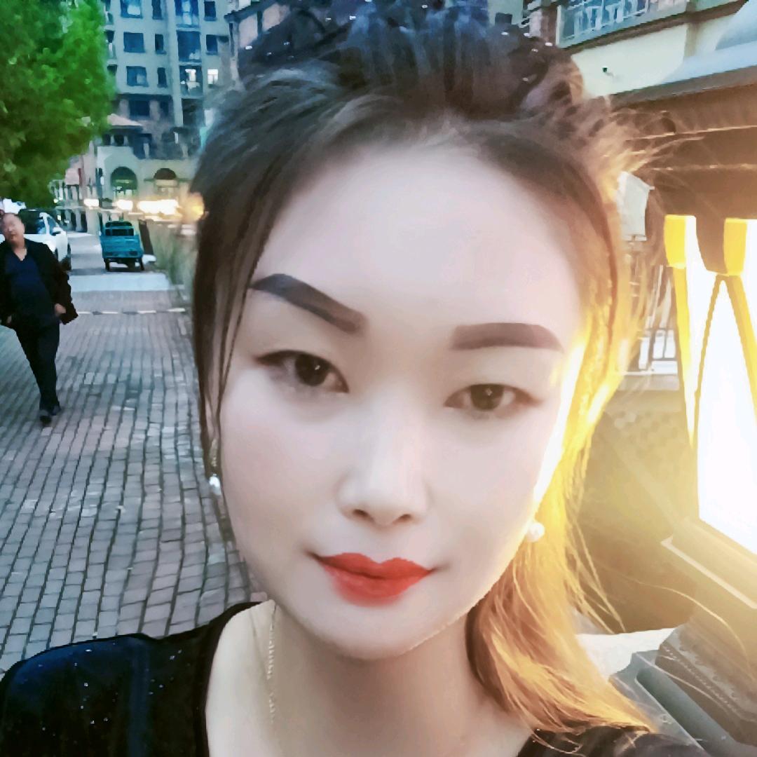 丽丽（拒绝连赞）