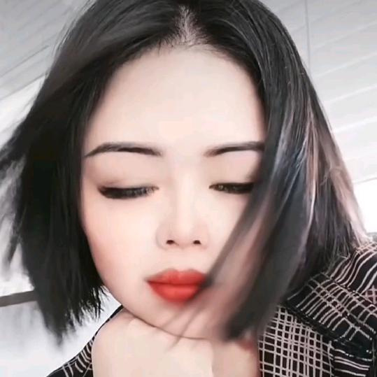 杯中烈酒敬余生🕊