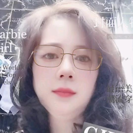 铭儿爱零食
