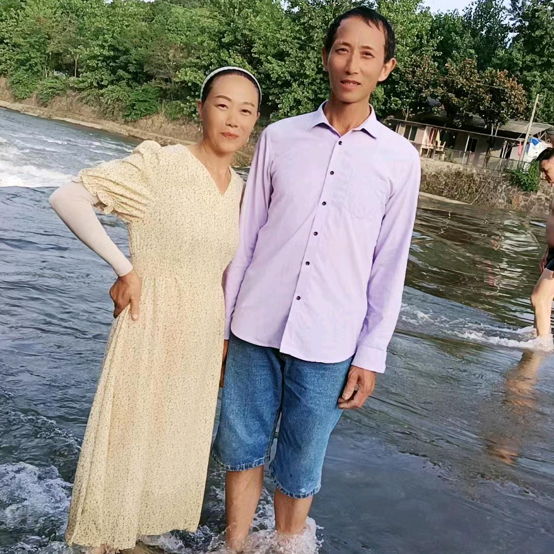 老王，写祭文，读祭文，
