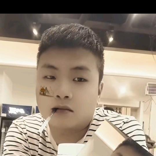 🙀～哎哟伟