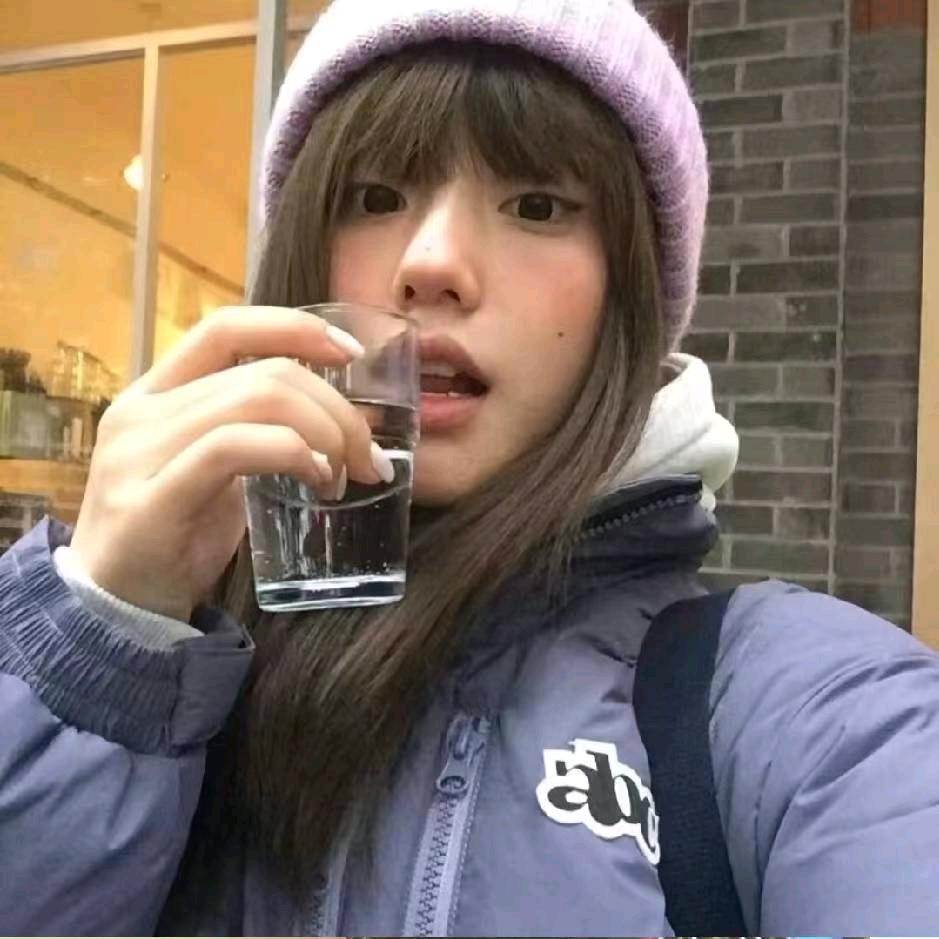 小鹿绳飞小薇老师