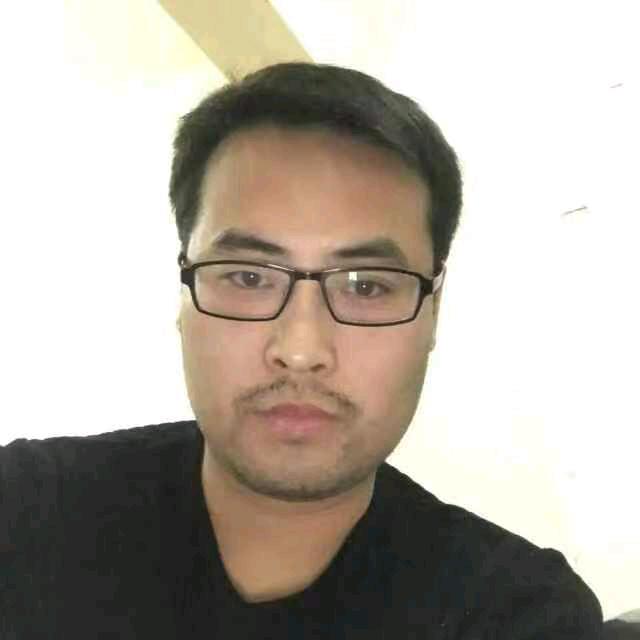 淡淡的烟草味