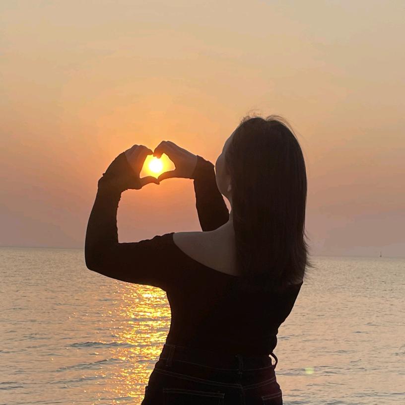 莫然造型·东华Make Up