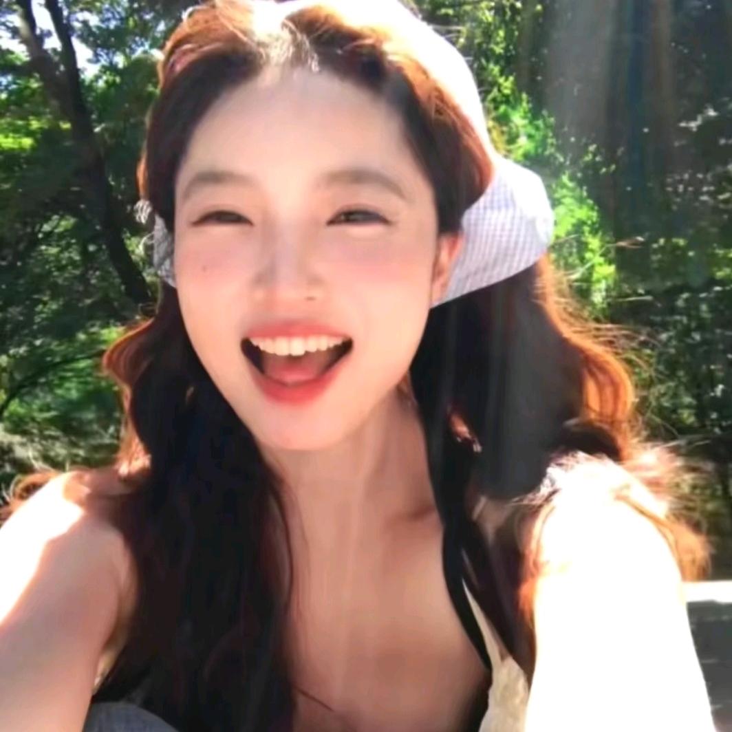 阳光小贝 ๑⃙⃘´༥`๑⃙⃘