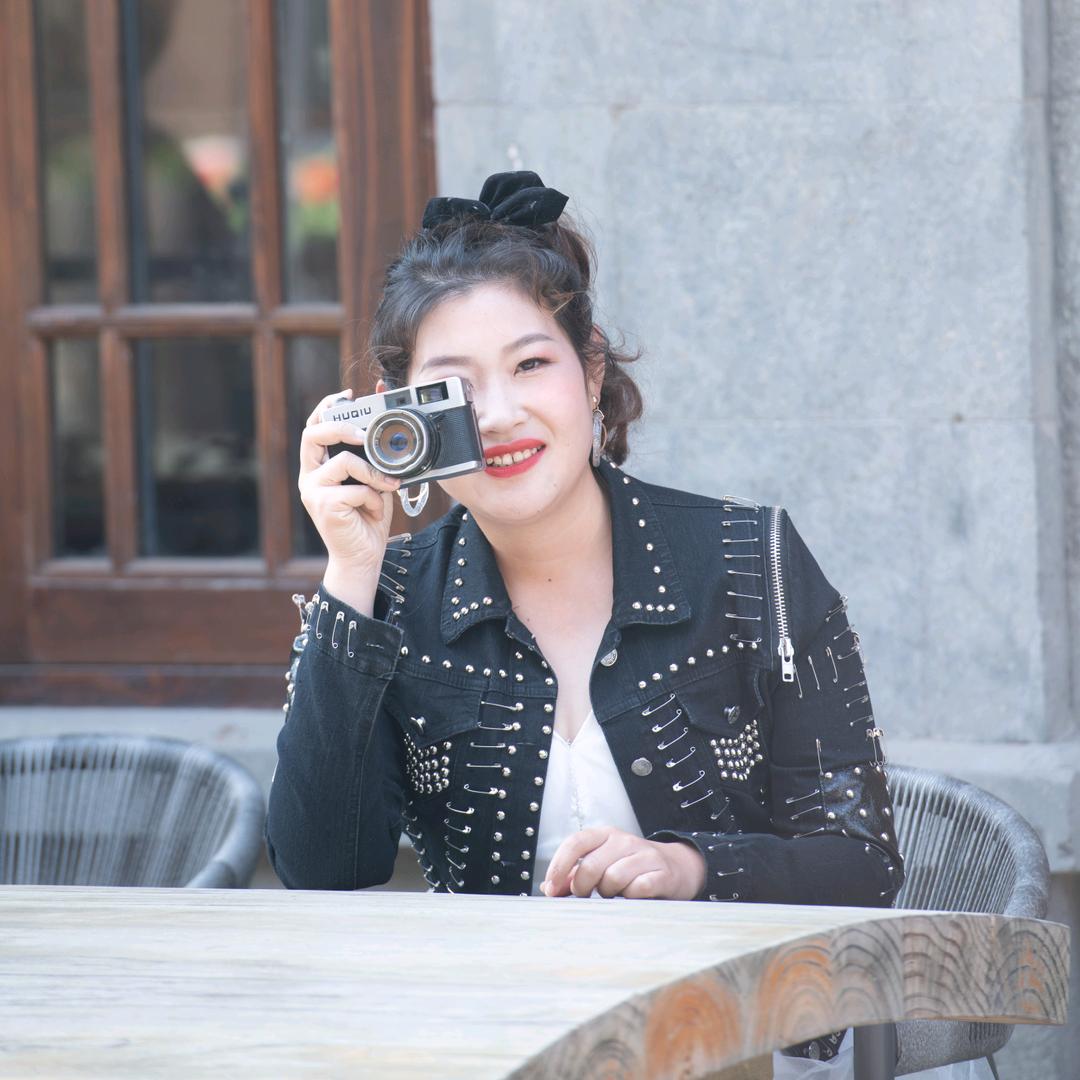 婷婷的护肤日记联想(府前西路店)官方号的头像