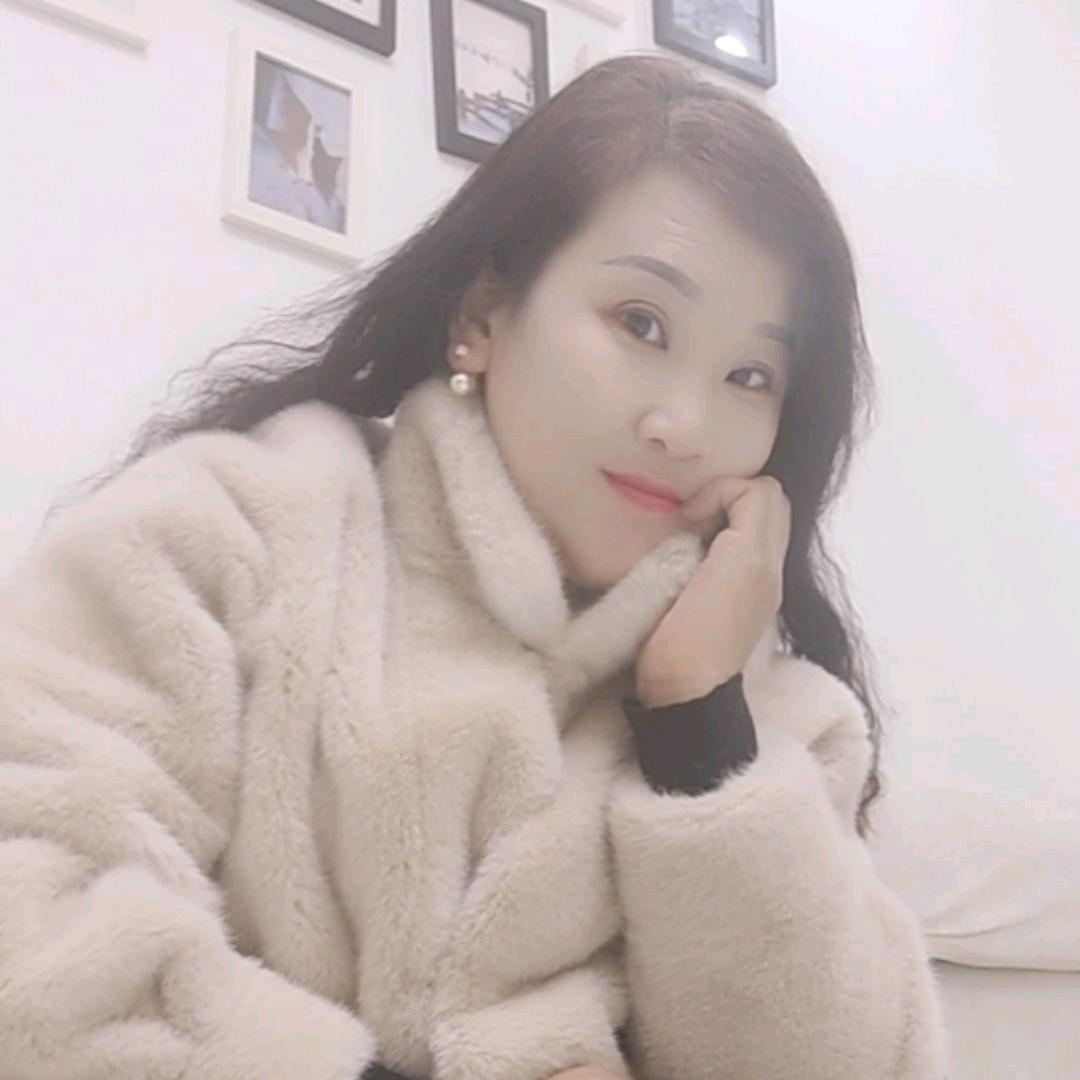 做自己的女王👑！(76年🐉)