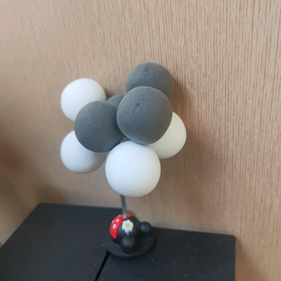 李