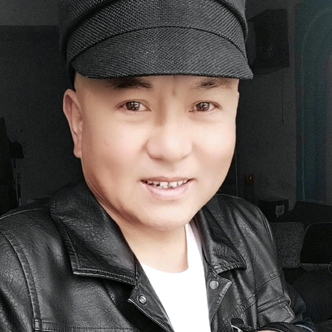 任宏泰