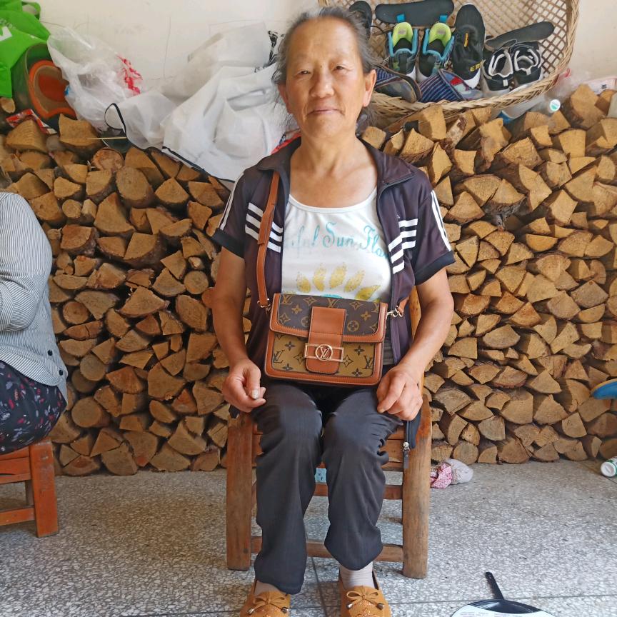 李忠翠