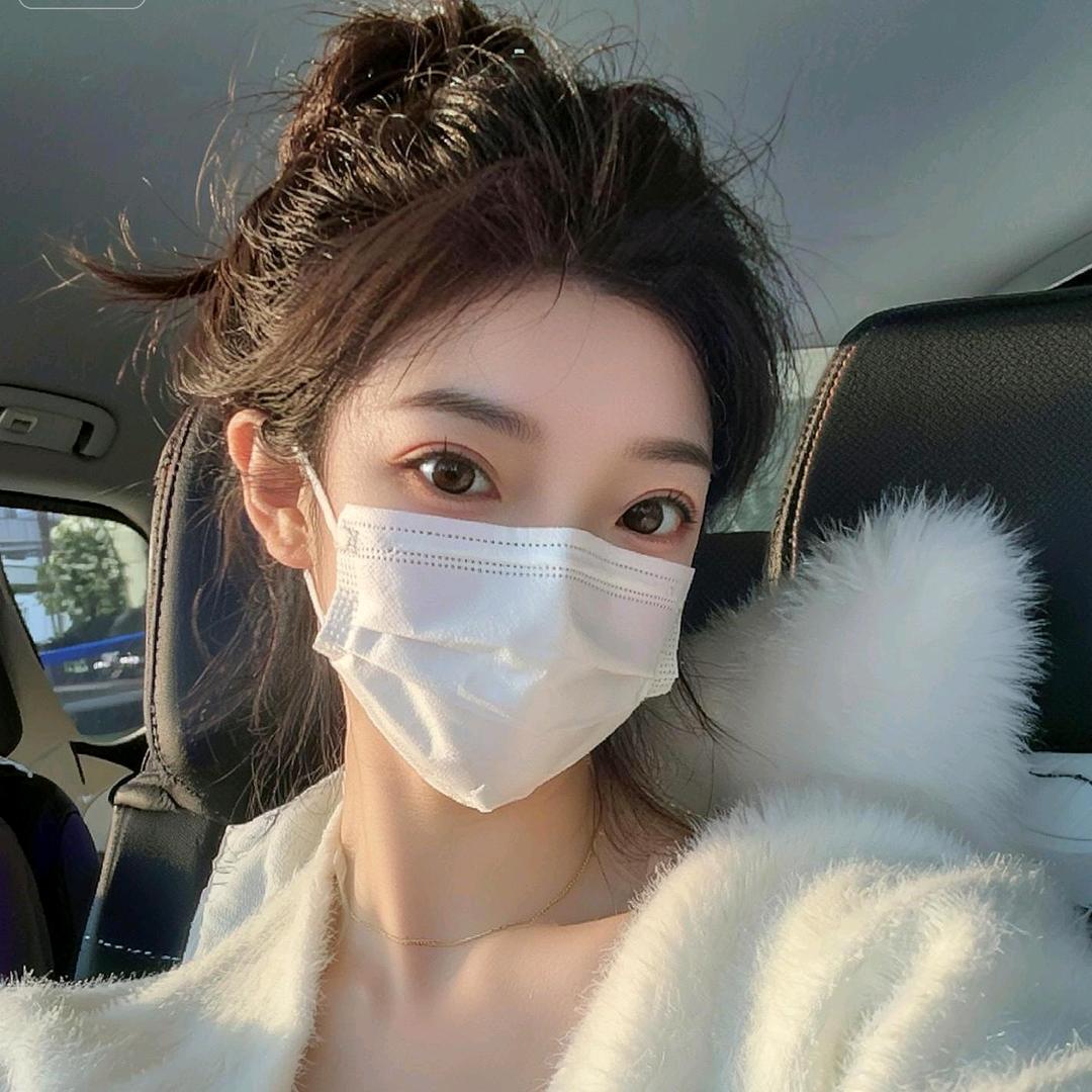 蓝蓝的天空。🌹🌸🍀🍓