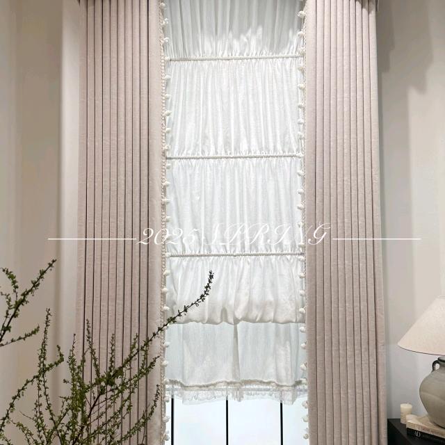 襄阳东津世纪城1区唐宁岸12栋雷姐窗帘